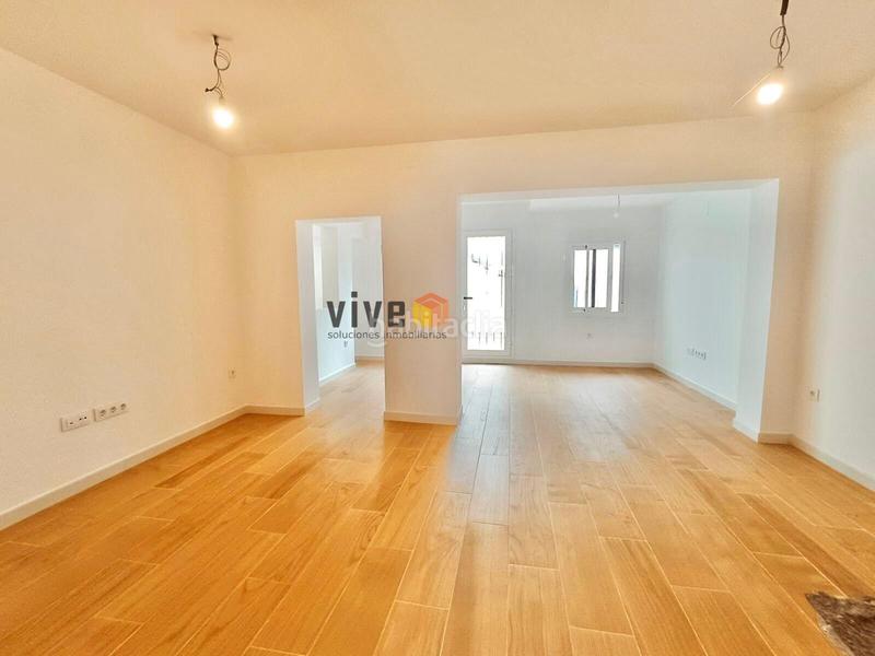 Foto 9f153415-49b5-4de2-87d8-85dd9328c477. Casa aparellada amb calefacció a Las Almenas Tomares