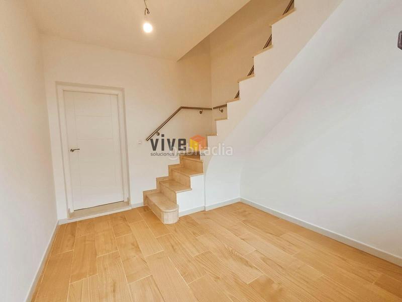 Foto a9087a6c-35b0-425d-a749-7c54a744653e. Casa aparellada amb calefacció a Las Almenas Tomares