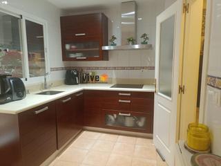 Miete Zweistöckige Wohnung in El Arenal - La Pólvora. Exclusiva casa adosada en dos hermanas  lista para entrar a vivi