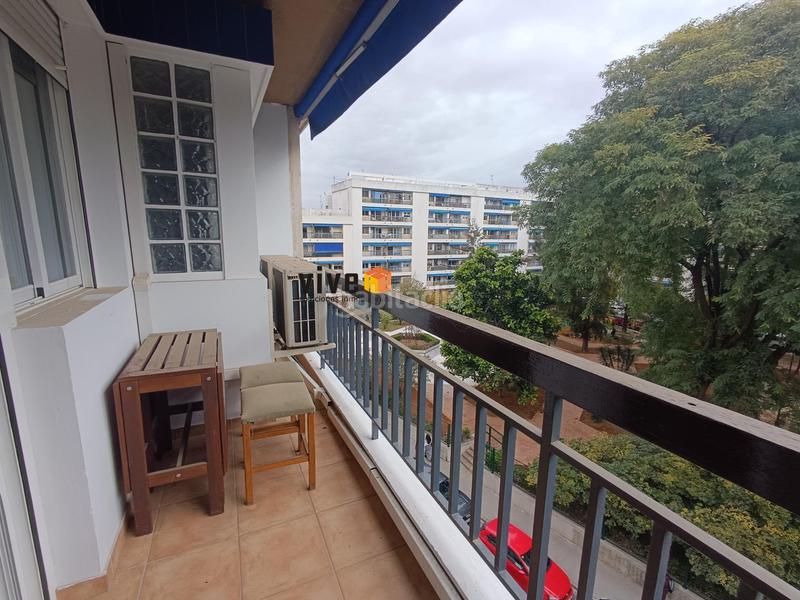 Foto 9b87fea7-cdc8-4003-ad48-641bb4d3b0e8. Rent flat in Cruz Roja Sevilla