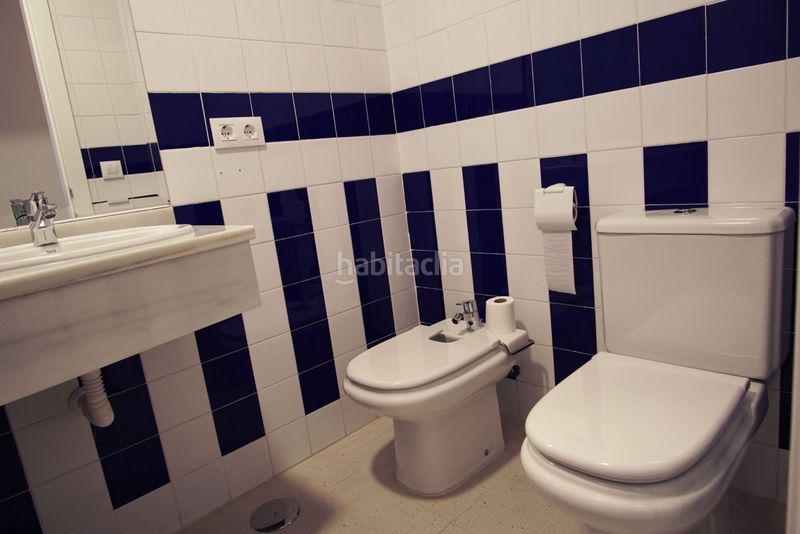 Foto 0a7bdd15-c626-4e53-911b-a7dfbaa80d43. Edificio in Guadalupe