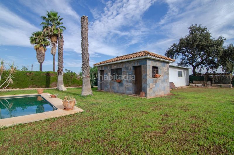 Foto 9bd1221f-eaee-416d-8344-836067632081. Xalet amb calefacció aparcament piscina a Rinconada (La)