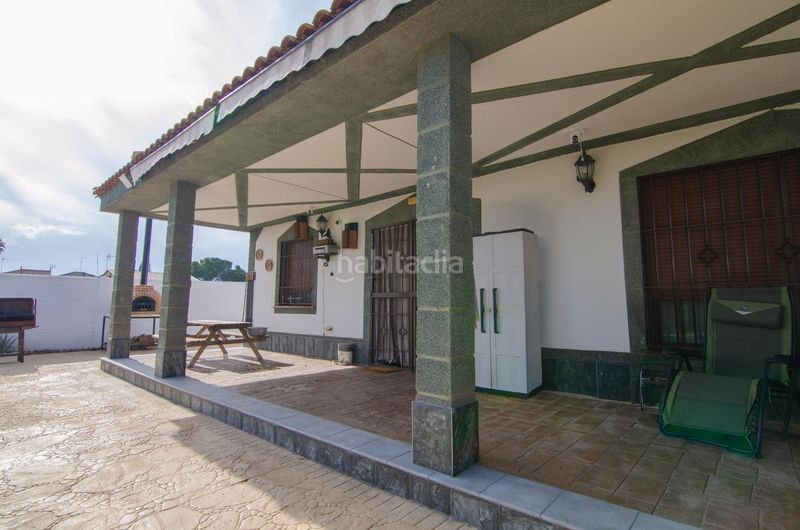 Foto af5bcdb9-b27f-48d5-b567-d2d1fab25e8e. Xalet amb calefacció aparcament piscina a Rinconada (La)