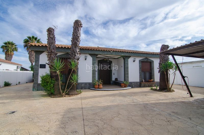 Foto bec40f1b-b816-43c5-9b86-02c6dd7db1da. Xalet amb calefacció aparcament piscina a Rinconada (La)
