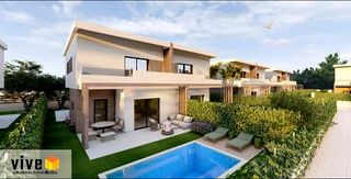 Maison jumelée à Nuevo Bulevar. Promoción 36 pareadas en régimen de cooperativa en mairena del a