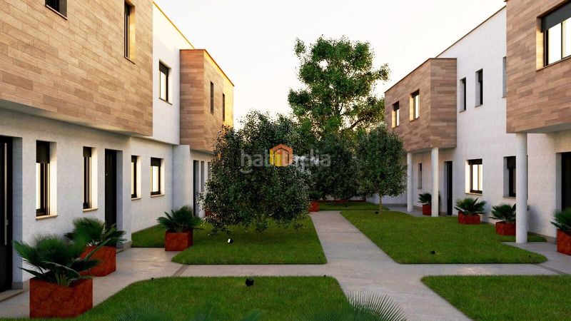 Foto c98c2950-a344-4e7c-9c96-7ae1d8e0b89d. Reihenhaus mit parking pool in Casco Antiguo Mairena del Aljarafe