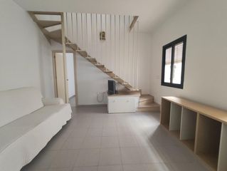 Alquiler Piso en San Julián. Dúplex en san julián