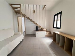 Alquiler Piso en San Julián. Dúplex en san julián