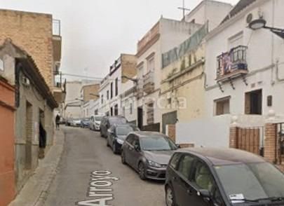 Foto cedda720-4517-4bc0-8a4c-a899da8c3e33. Casa adossada a Cruz Roja Sevilla