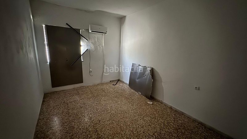 Foto 4f28954f-ad32-4c67-b47b-219a1631e388. Casa adossada a Torreblanca Sevilla