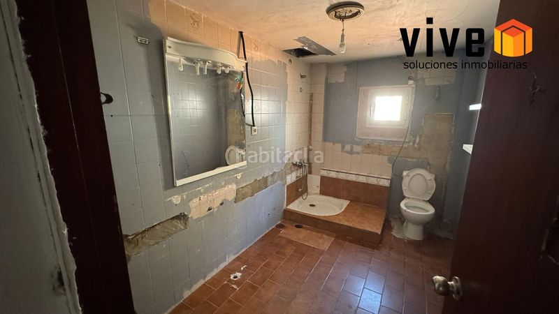 Foto 8fcc8b9f-983d-47f7-8eda-0806236368ca. Casa adossada a Torreblanca Sevilla