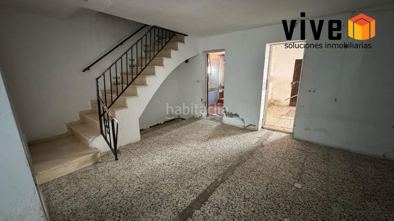 Foto b597b4fd-0176-40a7-b754-6d64a3637c74. Casa adossada a Torreblanca Sevilla