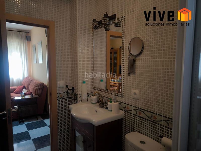 Foto aad14368-4f7d-4dca-b41b-cff843655fc3. Pis a Cruz Roja Sevilla