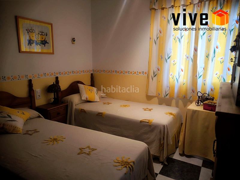 Foto bd44893a-174a-4e7f-9e6f-94b10b75ab40. Pis a Cruz Roja Sevilla