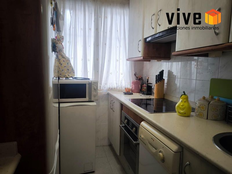 Foto f4b4292f-557d-4ac5-947d-9d8341b1d256. Pis a Cruz Roja Sevilla