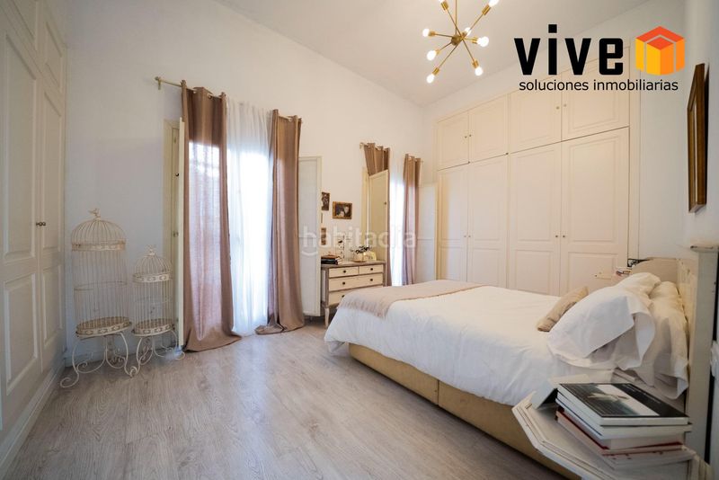 Foto 415a23d2-9d0e-4b37-961b-e63627c92d63. Casa amb calefacció piscina a San Vicente Sevilla