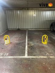 Parking coche  Calle baños. Lote de 2 plazas de garaje  trastero en pleno centro de sevilla
