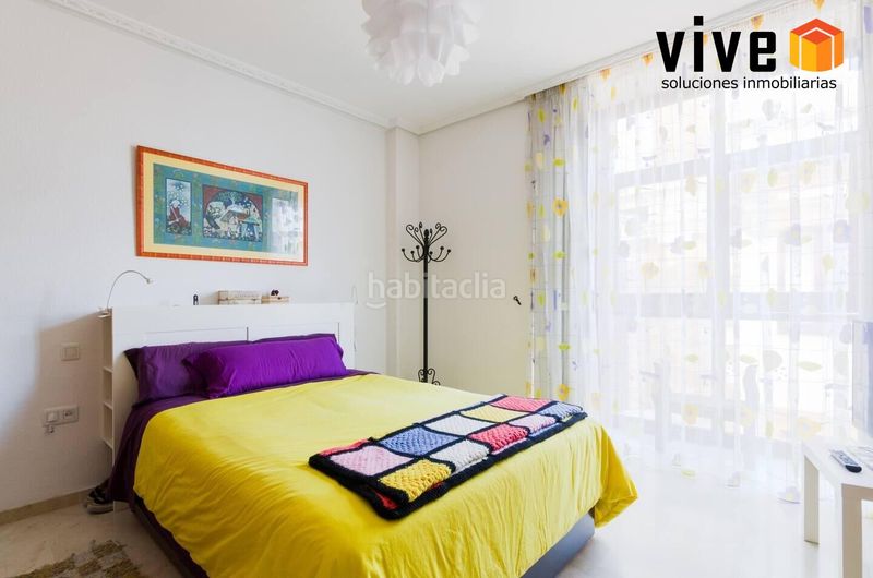 Foto 1b55eea7-dc9b-4ac1-a546-f01e35f3578d. Pis amb aparcament a Centro Histórico Cádiz