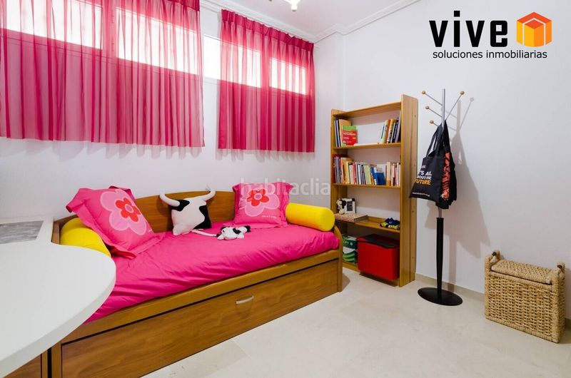 Foto 1c729455-5888-4a6b-934d-3749944ad9a5. Pis amb aparcament a Centro Histórico Cádiz