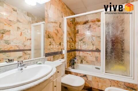 Foto 41dd87df-c18c-48d4-a2ad-93639fd7508f. Pis amb aparcament a Centro Histórico Cádiz