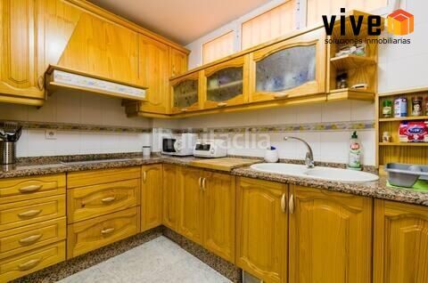 Foto 9f238d5a-5bbf-41e3-80f6-7ca5a22a0f35. Pis amb aparcament a Centro Histórico Cádiz