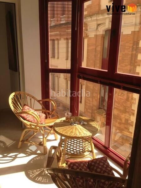 Foto f6be20ca-db5f-4124-b1da-6b274b3d1cd1. Pis amb aparcament a Centro Histórico Cádiz