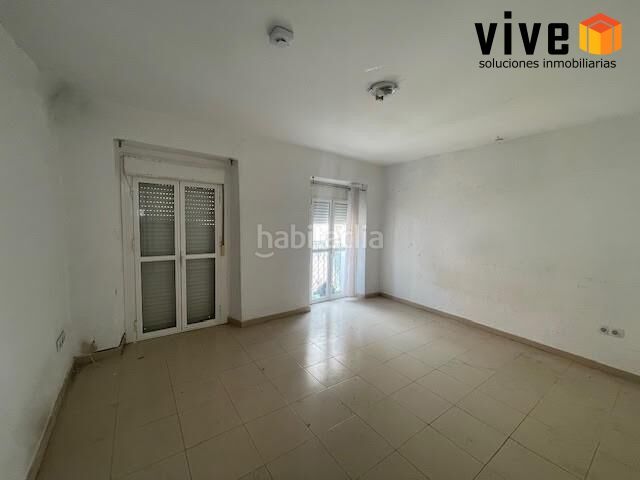 Foto c589c0ca-e2ad-4644-8b89-5d9e2d88557f. Edificio in Feria Sevilla