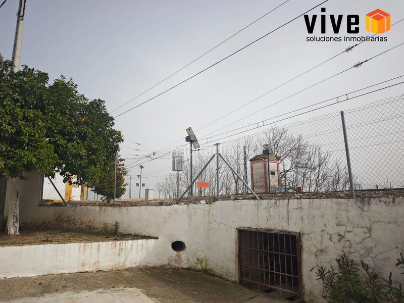 Foto fd24301b-03cb-41a1-be12-86d0ed016345. Casa a Peñaflor