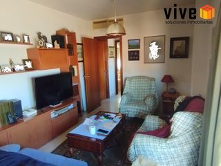 Pis a Simon Verde. Cómodo piso con magníficas vistas..!!