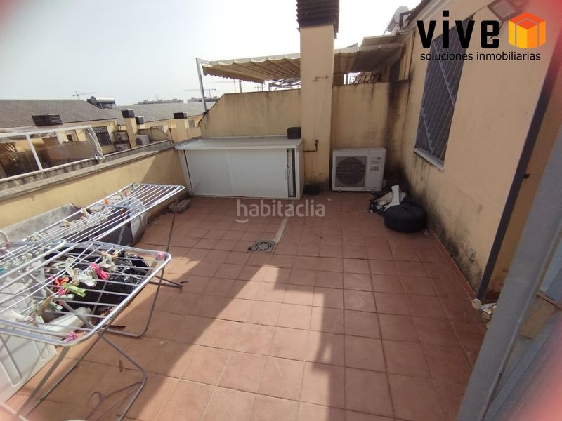 Foto e8ad5cdd-04d1-4996-86cf-e4074e326bee. Casa adossada amb calefacció aparcament a Olivar de Quintos Montequinto