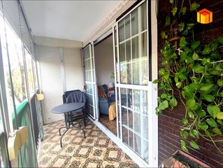 Piso  Calle fray isidoro de sevilla. Amplia vivienda junto al parlamento