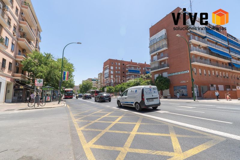 Foto 4758cf88-170f-4d4b-9035-8818fe51f5aa. Pis amb aparcament a Cruz Roja Sevilla