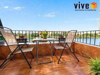 Pis a Triana Casco Antiguo. Piso en triana con vistas al guadalquivir, junto al altozano y a
