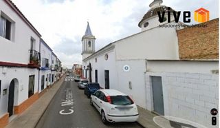 Haus  Menendez pidal. Casa adosada de esquina en pilas en calle menendez pidal...!!