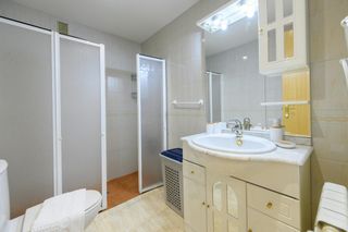 Rent Semi detached house  Calle maria diaz de haro. Piso de 2 habitaciones en bilbao 85 m2