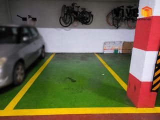 Car parking in San Jerónimo - La Bachillera