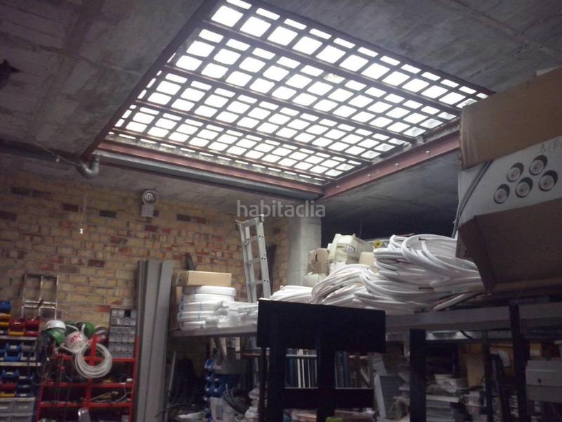 Foto 0b53e8ea-79c0-4d5c-97f1-d7aab32bc3cb. Alquiler local comercial  en venta en Utrera