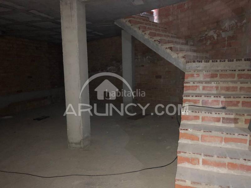 Foto 094b485a-bf4d-40b3-b63f-200d183a964c. Rent business premise in Estación - La Fontanilla - El Tinte Utrera