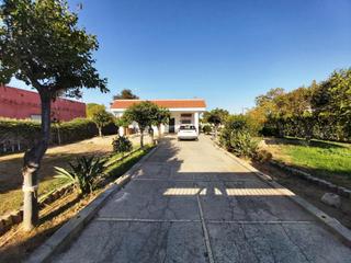 Xalet en Pedanas Norte. Espectacular chalet en parcela urbana de 1900m  a solo 5 minutos