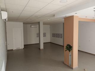 Lloguer Local Comercial a Torre Cruz - Los Molinos. Local comercial