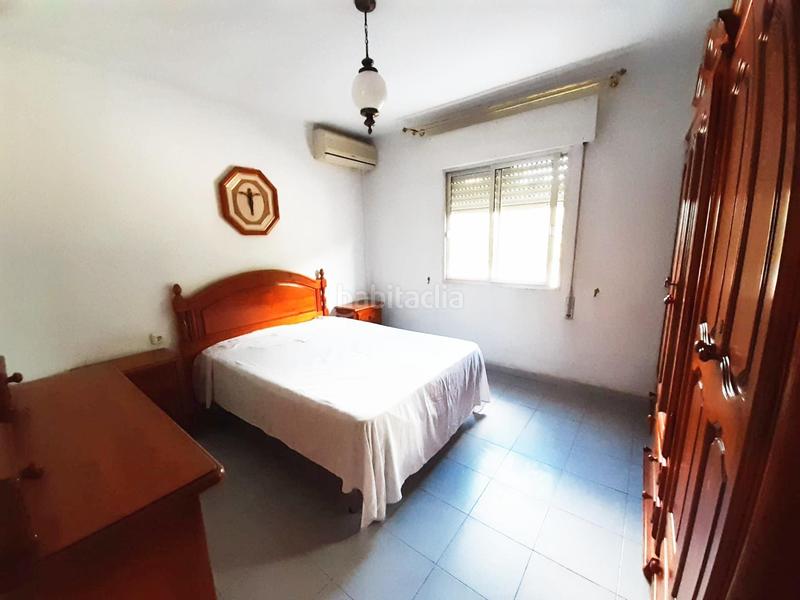 Foto b1a732e0-7260-4328-a4a3-087b13a88c7b. House with parking in Estación - La Fontanilla - El Tinte Utrera