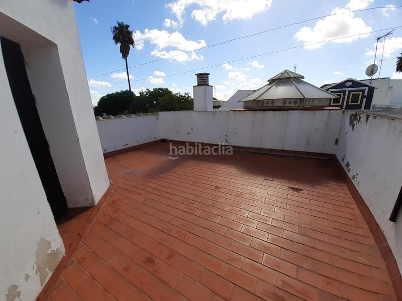 Foto bc5a4e43-e78c-46be-92d9-5bccefd164e2. House with parking in Estación - La Fontanilla - El Tinte Utrera