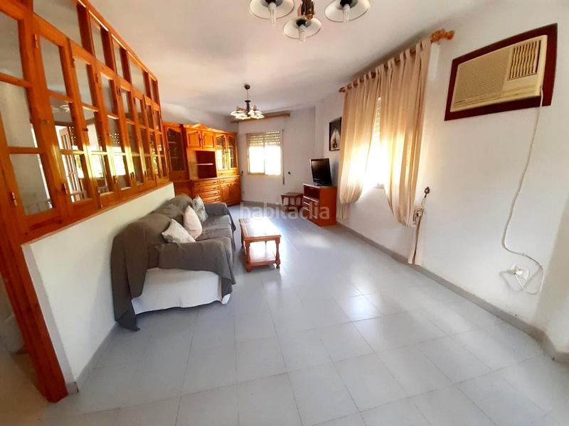 Foto d50820e3-f2d5-43e0-b2d0-803ecd939e4b. House with parking in Estación - La Fontanilla - El Tinte Utrera