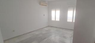 Maison à Salesianos. Casa en el centro