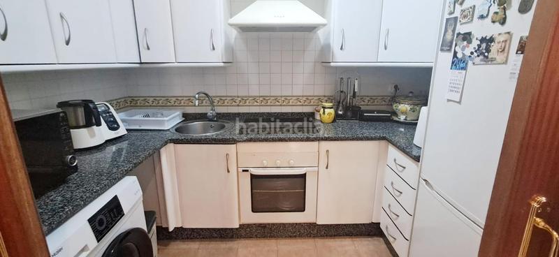 Foto 04f53283-9844-4150-83c8-79d184ec3289. Piso  centrico en Salesianos Utrera