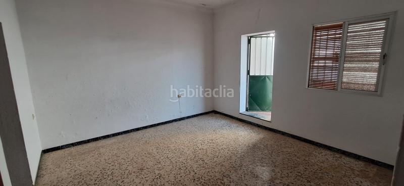 Foto 42548f54-a909-4333-8387-7ba4ad84a741. Casa  con patio en Las Torres - Constelaciones Utrera