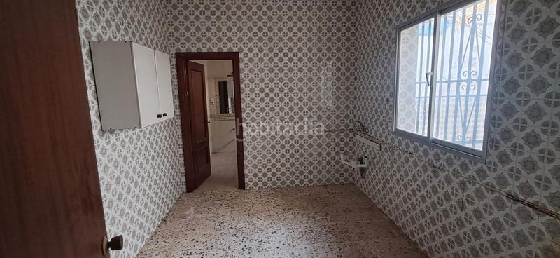 Foto 703e8cfb-bef1-4b47-810d-d1b0a43e5fa4. Casa  con patio en Las Torres - Constelaciones Utrera