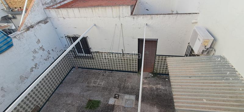 Foto 9b054a4a-0654-42ca-a3ae-73b29abe05be. Casa  con patio en Las Torres - Constelaciones Utrera