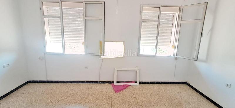 Foto 31483418-ef61-4ee0-8351-c22a1298cb19. Piso  en venta en Estación - La Fontanilla - El Tinte Utrera