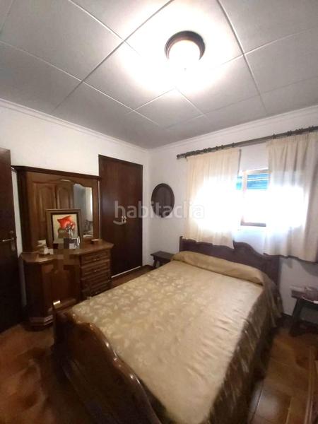 Foto 60de2758-52c1-4894-bbe1-30554c384d5e. Chalet en exclusiva chalet urbano en zona residencial dos casas en una con impresionante piscina privada! en Utrera